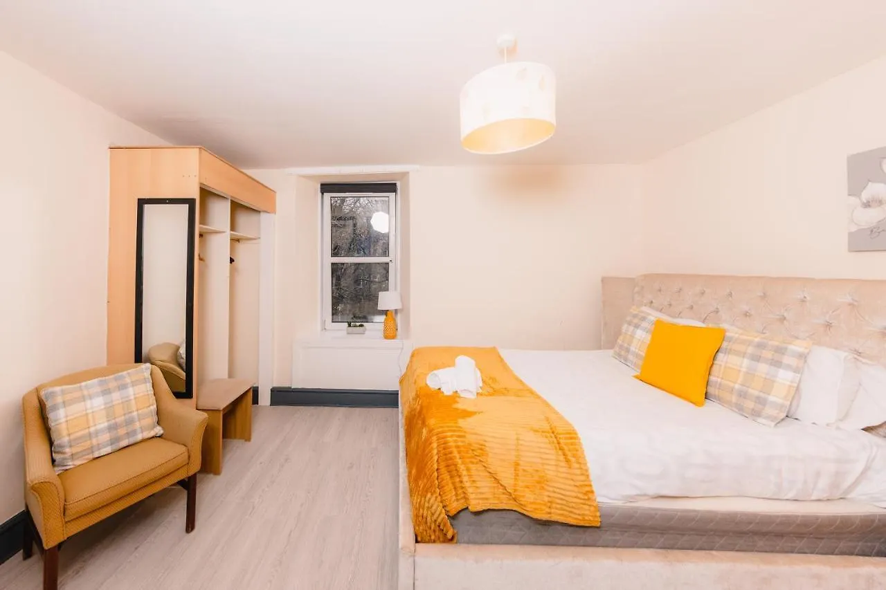 Old Town Central Apartments By The Castle 0*, Edinburgh United Kingdom